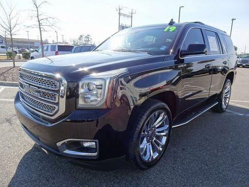 Used 2019 GMC Yukon SLT image 8