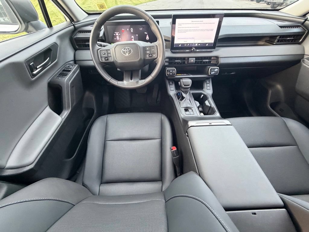Used 2026 Toyota RAV4 XLE Premium AWD/4WD image 10