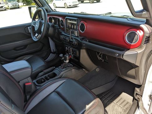 Used 2023 Jeep Gladiator Rubicon w/ Trailer Tow Package image 11