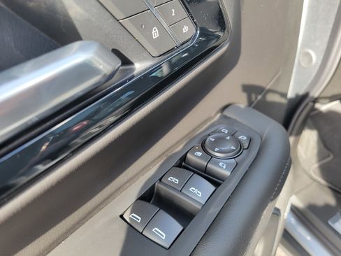 Used 2026 Chevrolet Tahoe Z71 w/ Comfort Package image 29