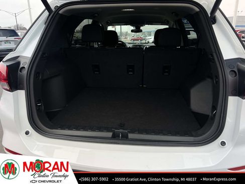 Certified 2023 Chevrolet Equinox LT FWD image 12