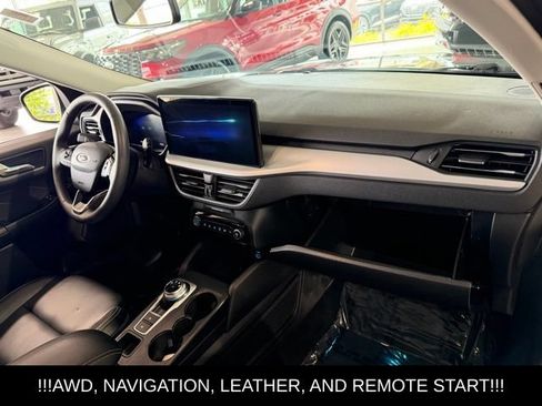 Used 2023 Ford Escape Platinum AWD/4WD image 13