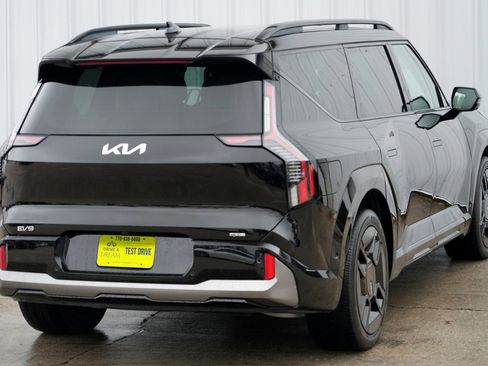 Used 2024 Kia EV9 GT-Line image 53