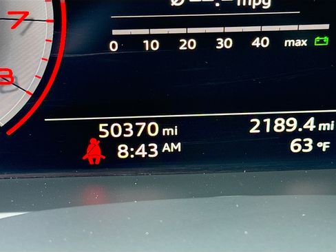 Used 2019 Audi Q8 Premium Plus image 40