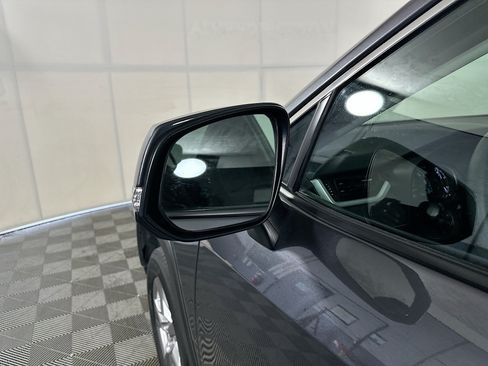 Used 2025 Toyota RAV4 XLE FWD image 10