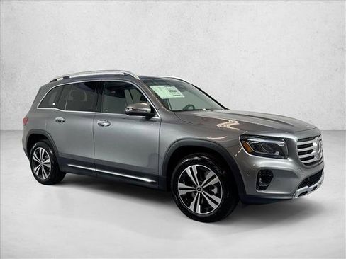 New 2026 Mercedes-Benz GLB 250 image 3