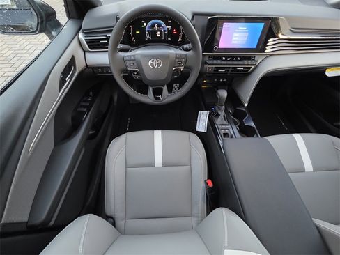 New 2026 Toyota Camry SE image 6