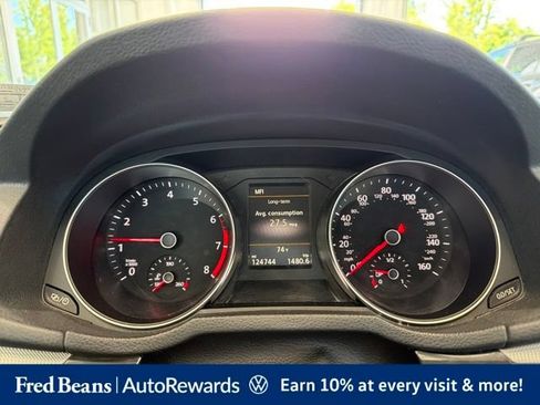 Used 2017 Volkswagen Passat 1.8T SEL Premium FWD image 11
