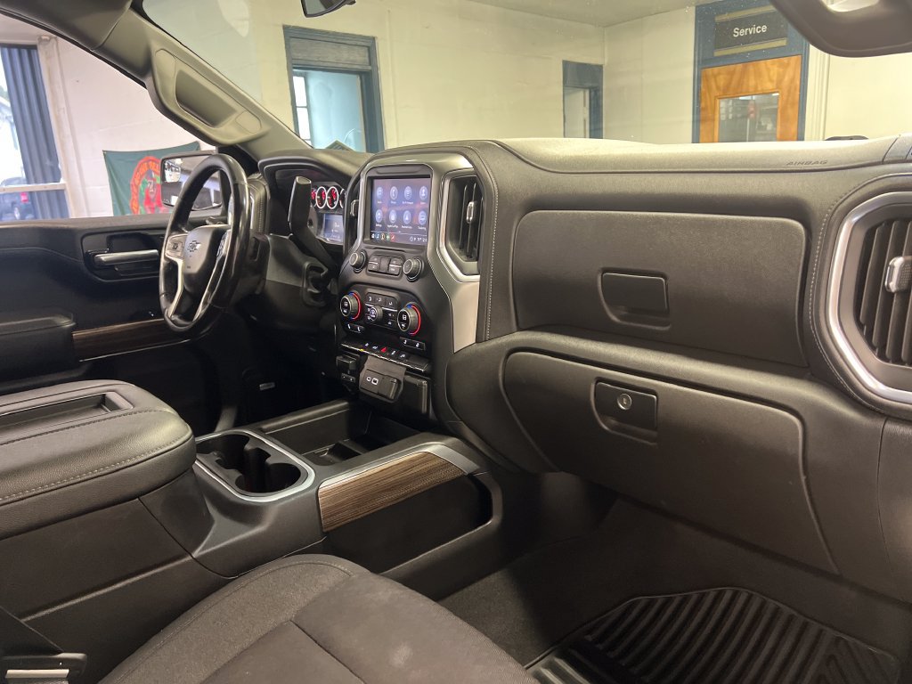Used 2021 Chevrolet Silverado 1500 RST w/ True North Edition Plus AWD/4WD image 43