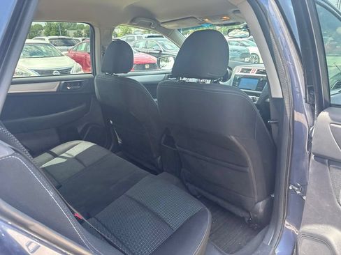 Used 2017 Subaru Outback 2.5i Premium AWD/4WD image 28