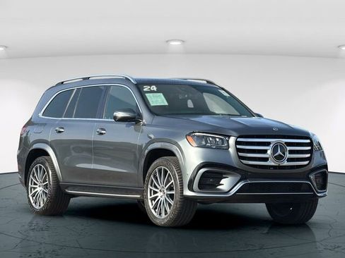 Certified 2024 Mercedes-Benz GLS 450 4MATIC image 9