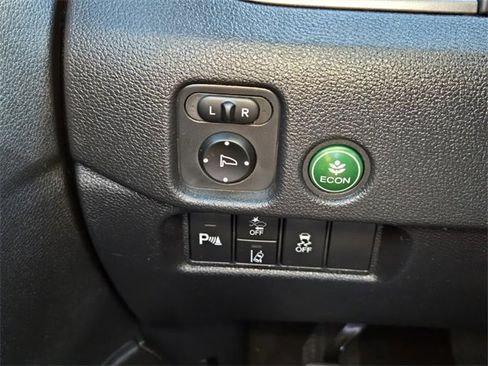 Used 2025 Honda Passport EX-L image 30