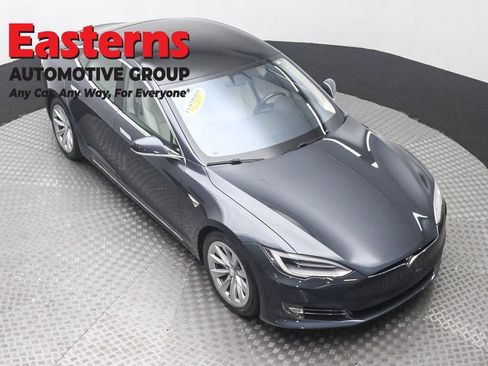 Used 2018 Tesla Model S 100D AWD/4WD image 3