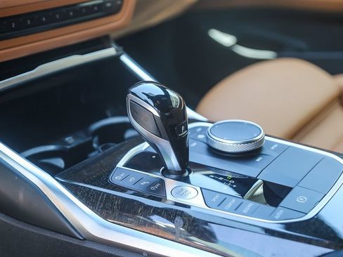 Used 2023 BMW 430i Coupe w/ Premium Package RWD image 19