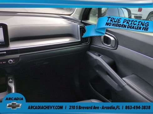 Used 2025 Kia Sorento S FWD image 18