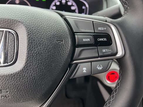 Used 2018 Honda Accord EX-L image 23