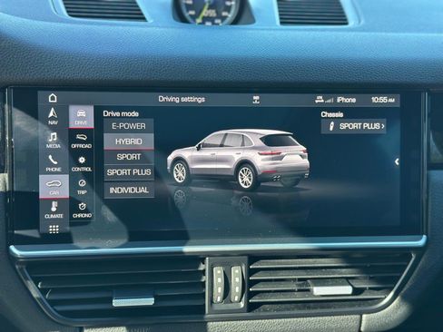 Used 2019 Porsche Cayenne E-Hybrid image 31