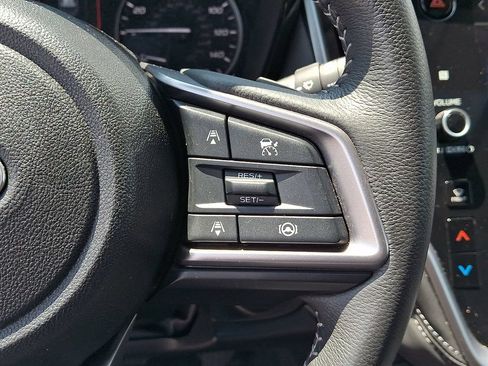 Used 2024 Subaru Outback Premium AWD/4WD image 23