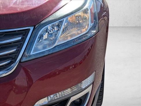 Used 2016 Chevrolet Traverse LT w/ Style and Technology Package image 9