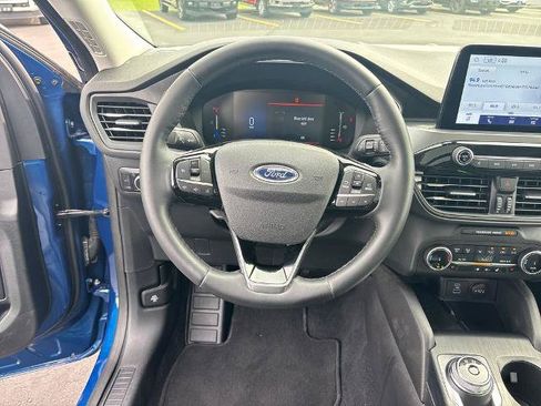 Certified 2023 Ford Escape Active AWD/4WD image 22