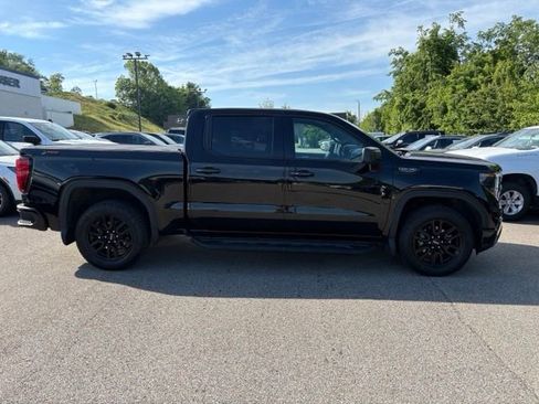 Used 2023 GMC Sierra 1500 Elevation w/ X31 Off-Road Package AWD/4WD image 6