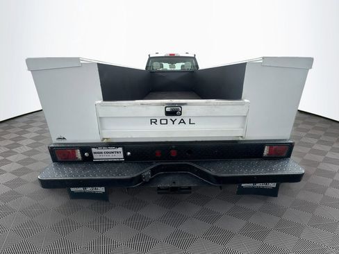 Used 2022 Ford F350 XL w/ Power Equipment Group AWD/4WD image 6