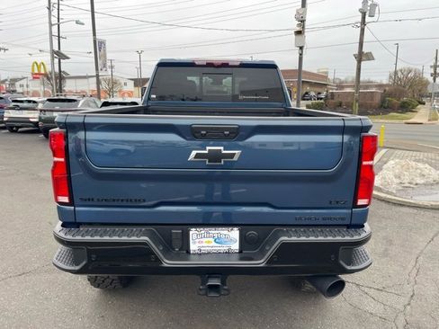 Used 2025 Chevrolet Silverado 2500 LTZ w/ Trail Boss Package image 9