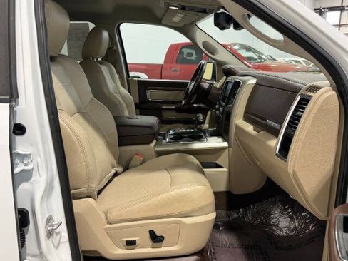 Used 2013 RAM 1500 Laramie w/ Convenience Group AWD/4WD image 11