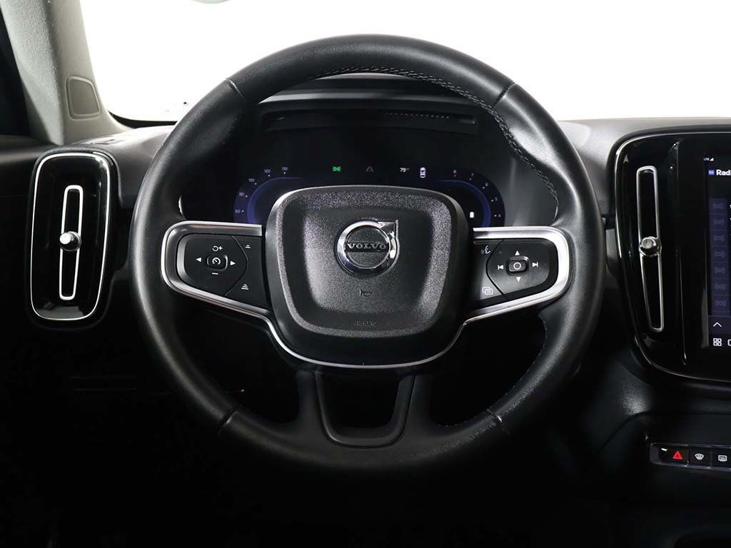 Used 2023 Volvo XC40 B5 Plus w/ Climate Package AWD/4WD image 35