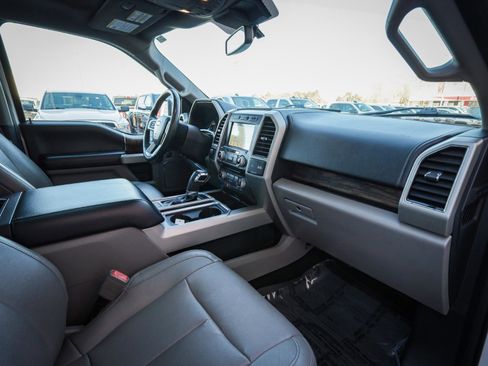 Used 2018 Ford F150 Lariat w/ Equipment Group 502A Luxury image 24