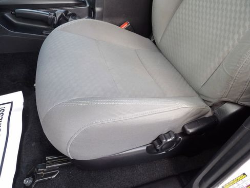 Used 2022 Toyota Tacoma SR RWD image 18