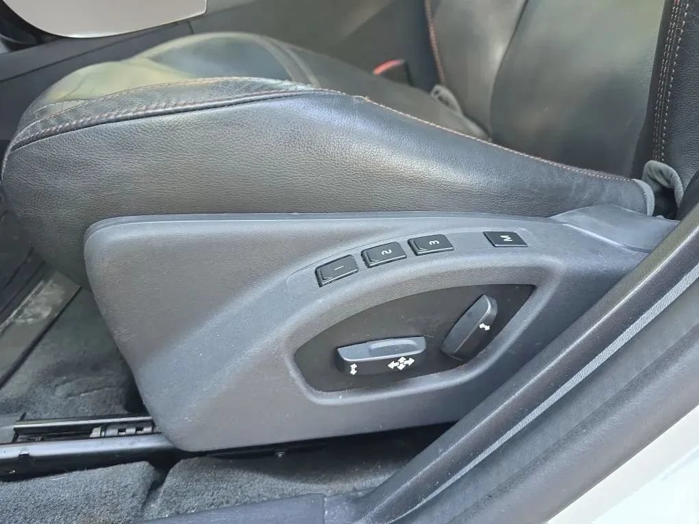 Used 2016 Volvo V60 T5 Cross Country w/ Protection Package AWD/4WD image 16