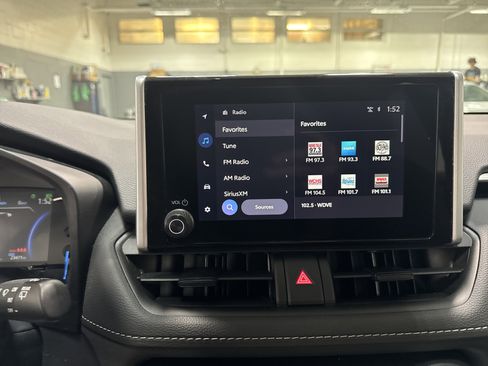 Used 2025 Toyota RAV4 LE image 25