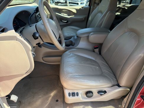 Used 1998 Ford Expedition 2WD image 9