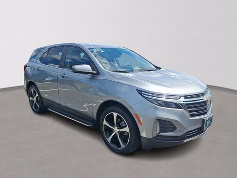 Certified 2024 Chevrolet Equinox LT FWD image 3