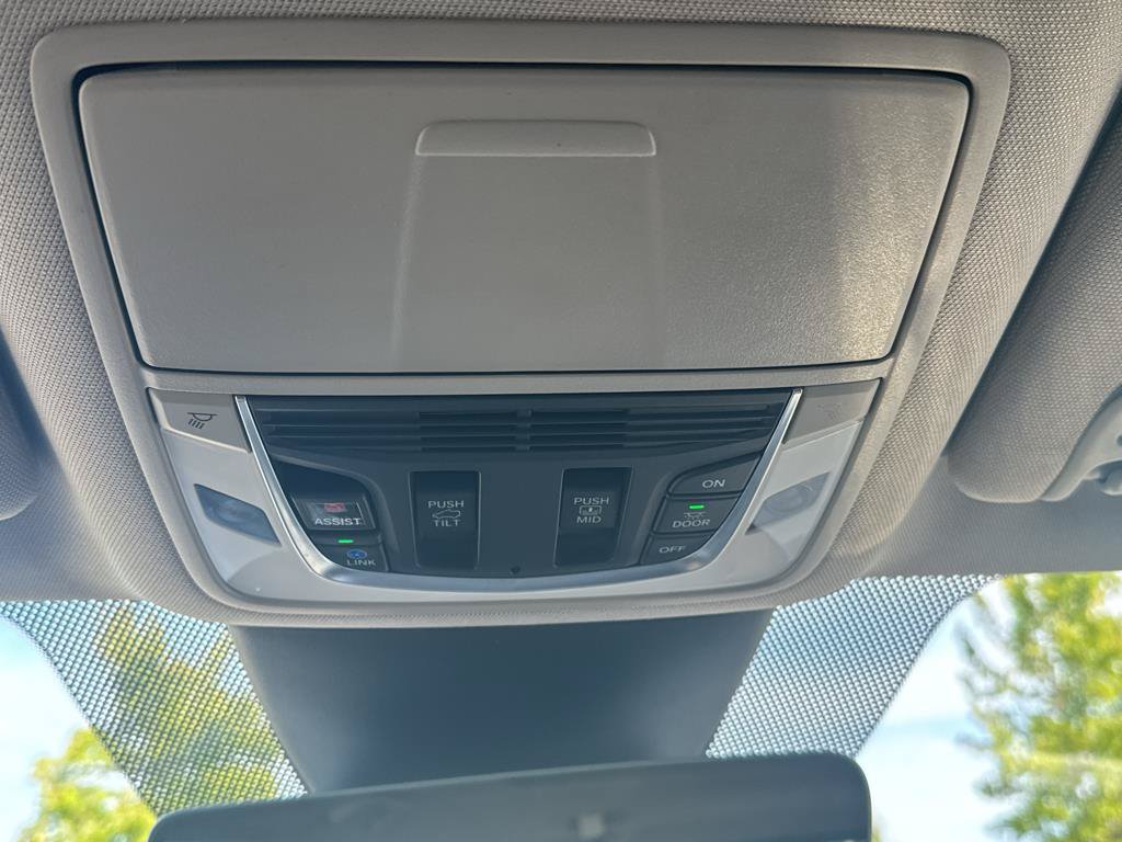 Certified 2024 Acura MDX SH-AWD image 18