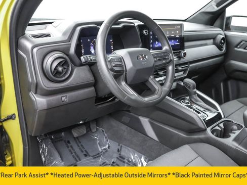 Used 2023 Chevrolet Colorado Trail Boss AWD/4WD image 5