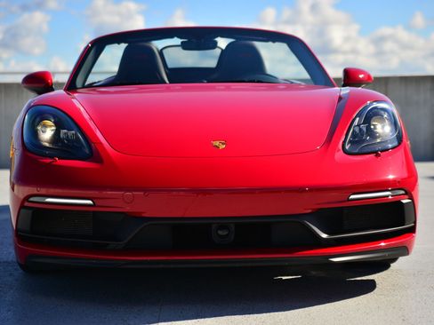 Certified 2025 Porsche 718 Boxster GTS image 6