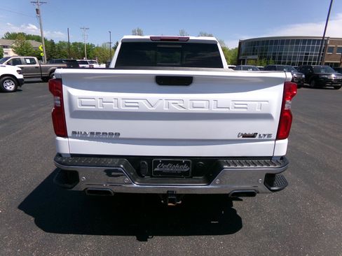 Used 2021 Chevrolet Silverado 1500 LTZ w/ Z71 Off-Road Package AWD/4WD image 4