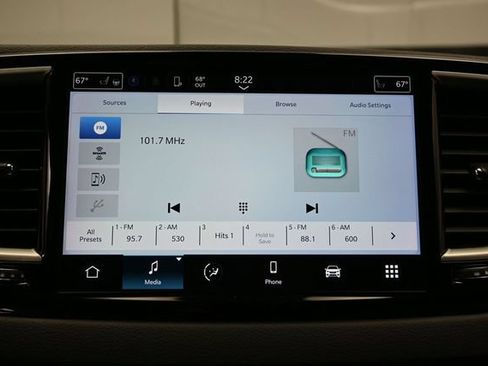 Certified 2023 Chrysler Pacifica Touring-L FWD image 35