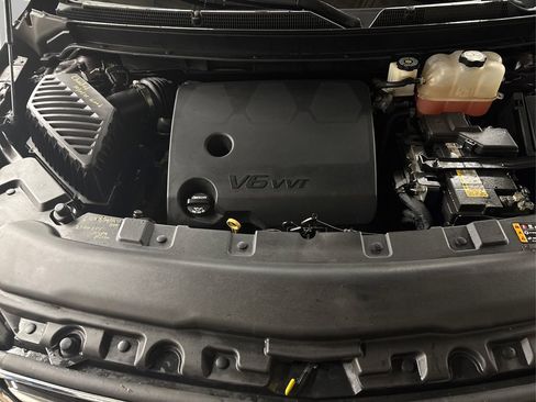 Used 2019 Buick Enclave Essence w/ LPO, Cargo Package image 13