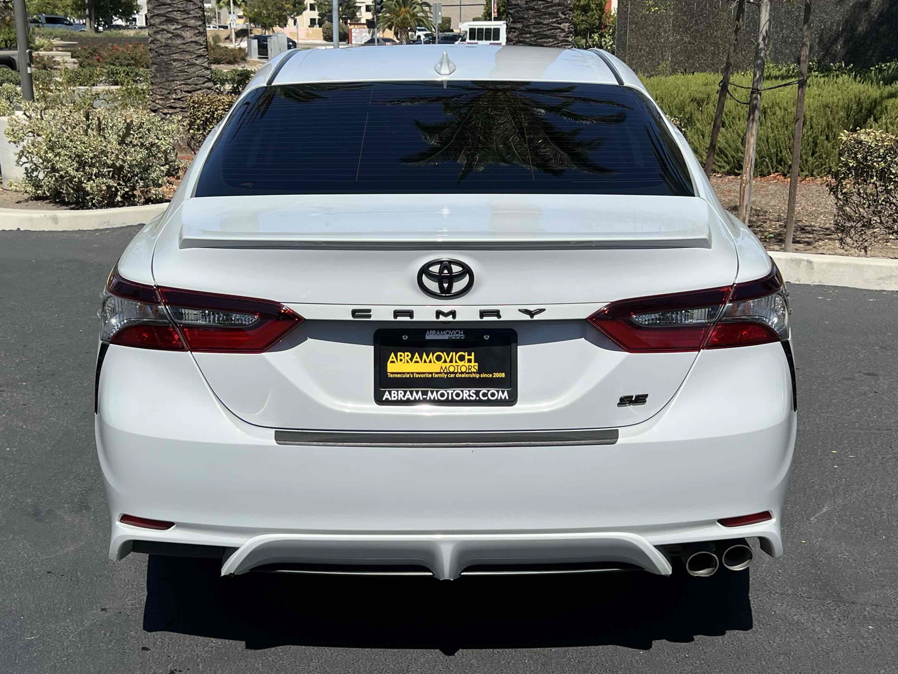 Used 2023 Toyota Camry SE w/ Convenience Package FWD image 11