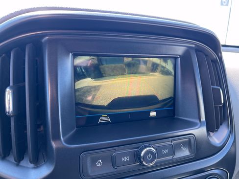 Used 2019 Chevrolet Colorado W/T w/ WT Convenience Package AWD/4WD image 19