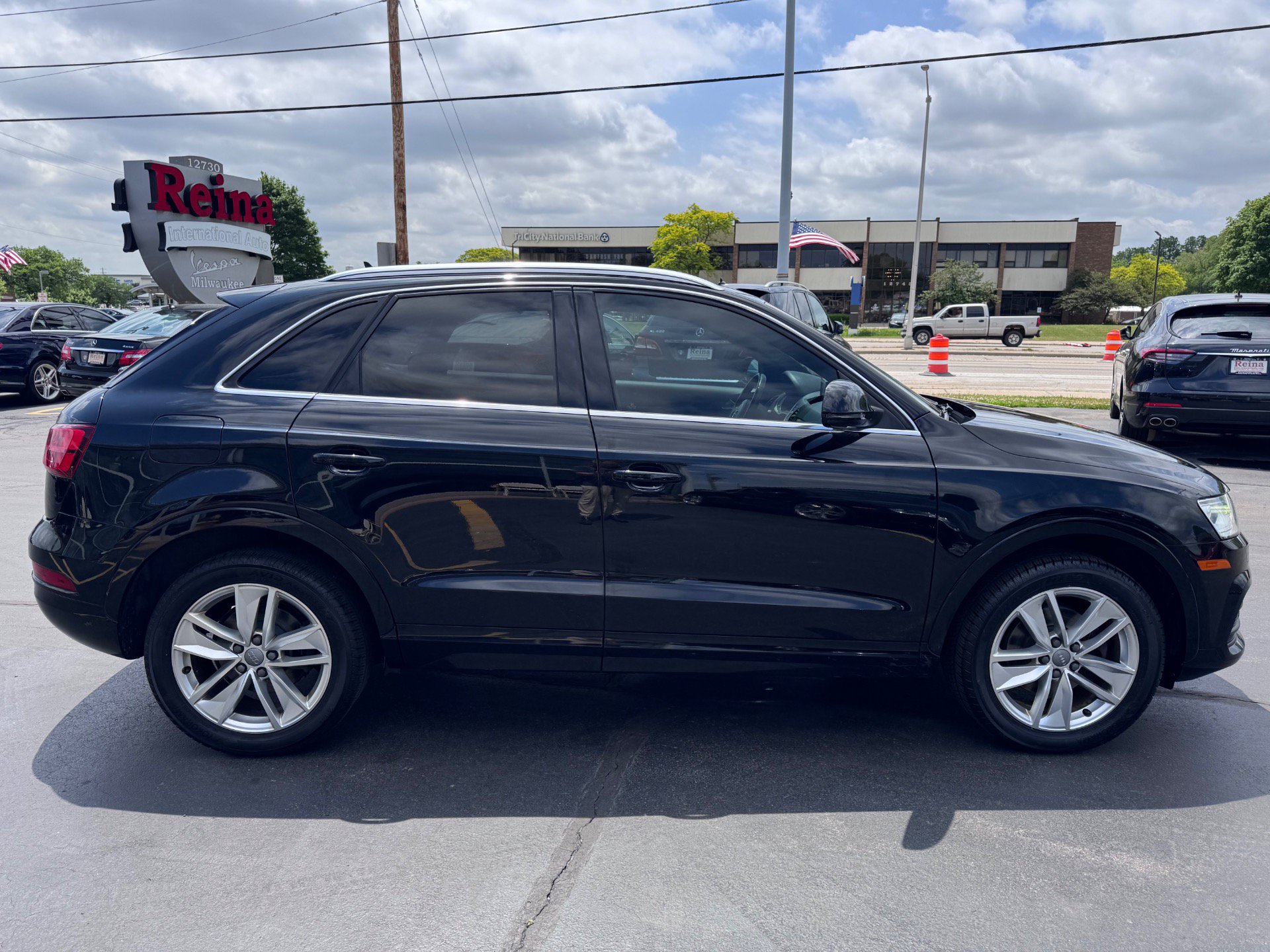 Used 2016 Audi Q3 2.0T Premium Plus w/ Technology Package AWD/4WD image 13