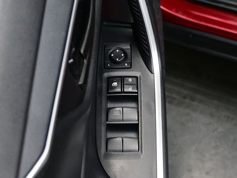 Used 2024 Toyota RAV4 LE image 10