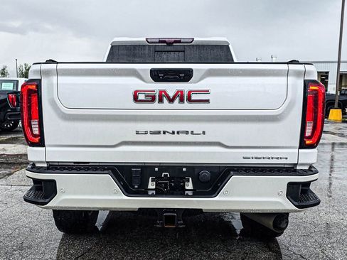 Used 2021 GMC Sierra 2500 Denali w/ Denali Ultimate Package AWD/4WD image 5
