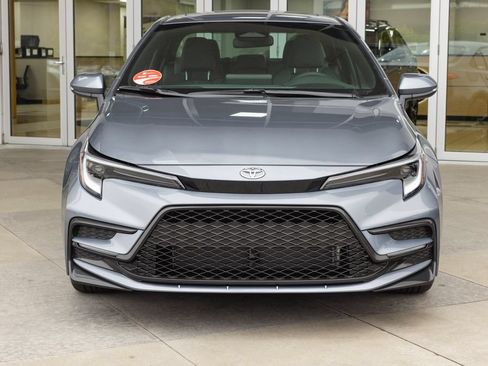 New 2026 Toyota Corolla SE w/ SE Package FWD image 2