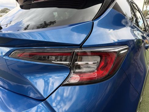 Used 2021 Toyota Corolla SE FWD image 12
