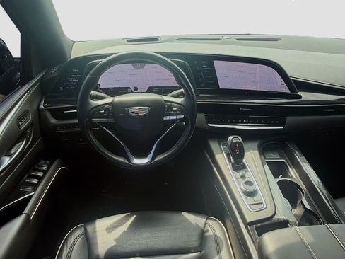 Used 2021 Cadillac Escalade ESV Sport AWD/4WD image 19