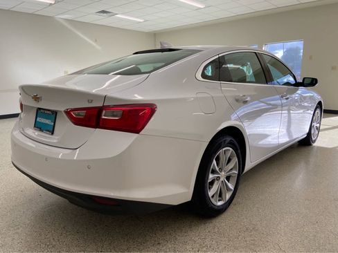 Used 2024 Chevrolet Malibu LT image 4